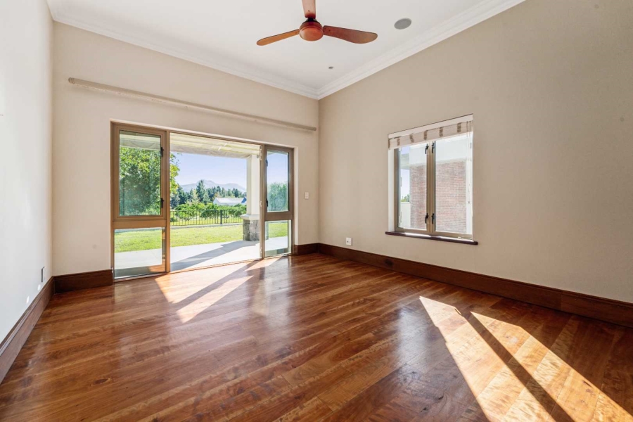 4 Bedroom Property for Sale in Val De Vie Estate Western Cape